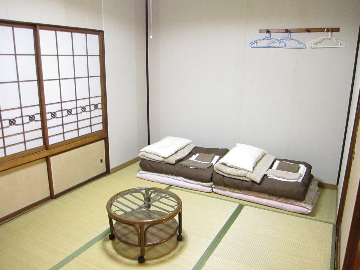 Guest House Enishi Toyama Station Exterior foto